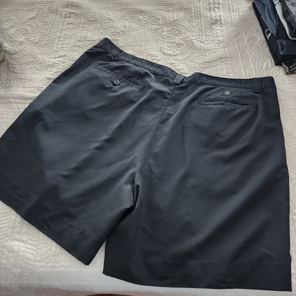 Ashworth Golf Shorts - Picture 2 of 5